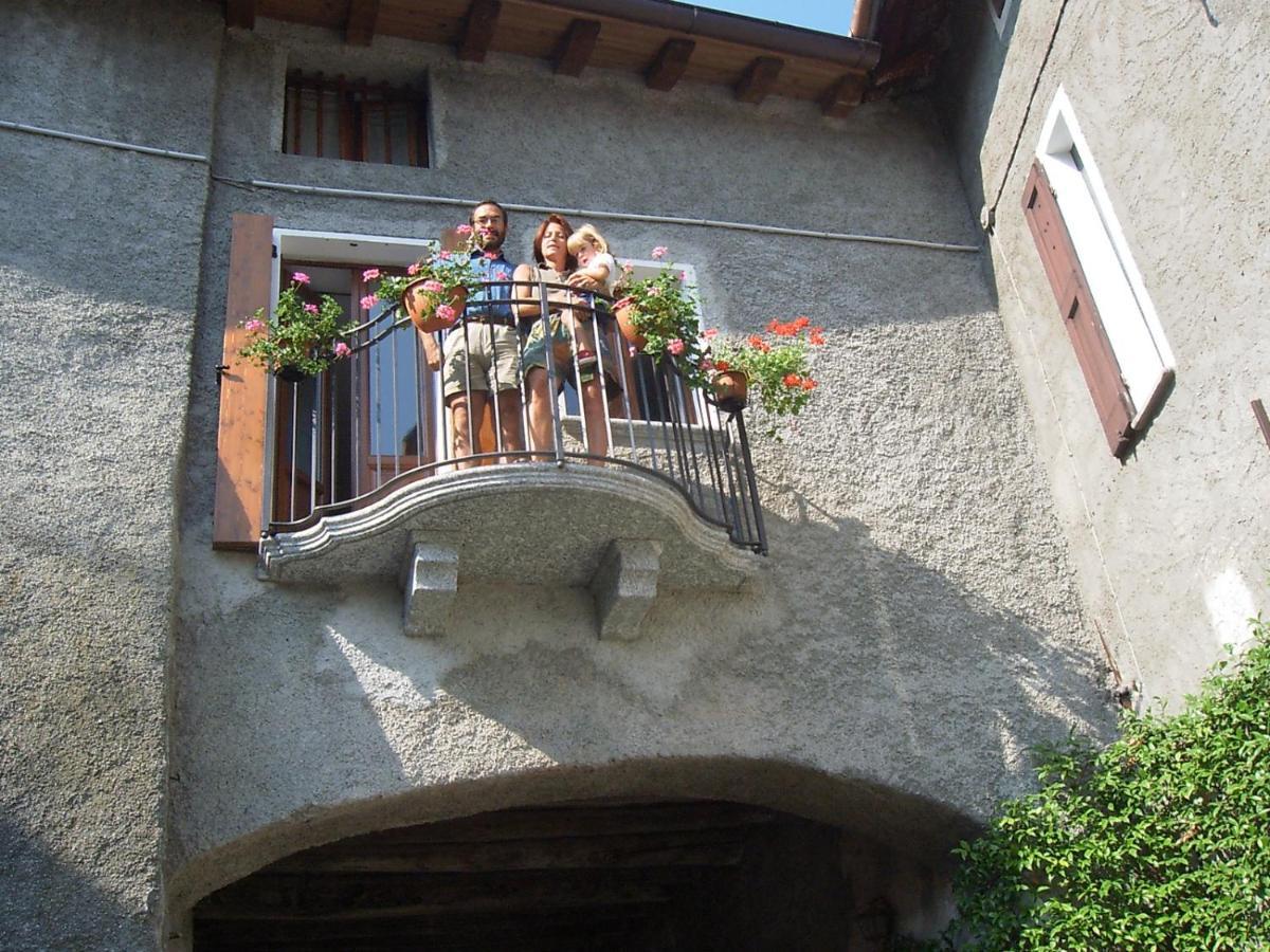 Willa The House On The Bridge- La Casa Sul Ponte Menaggio Zewnętrze zdjęcie